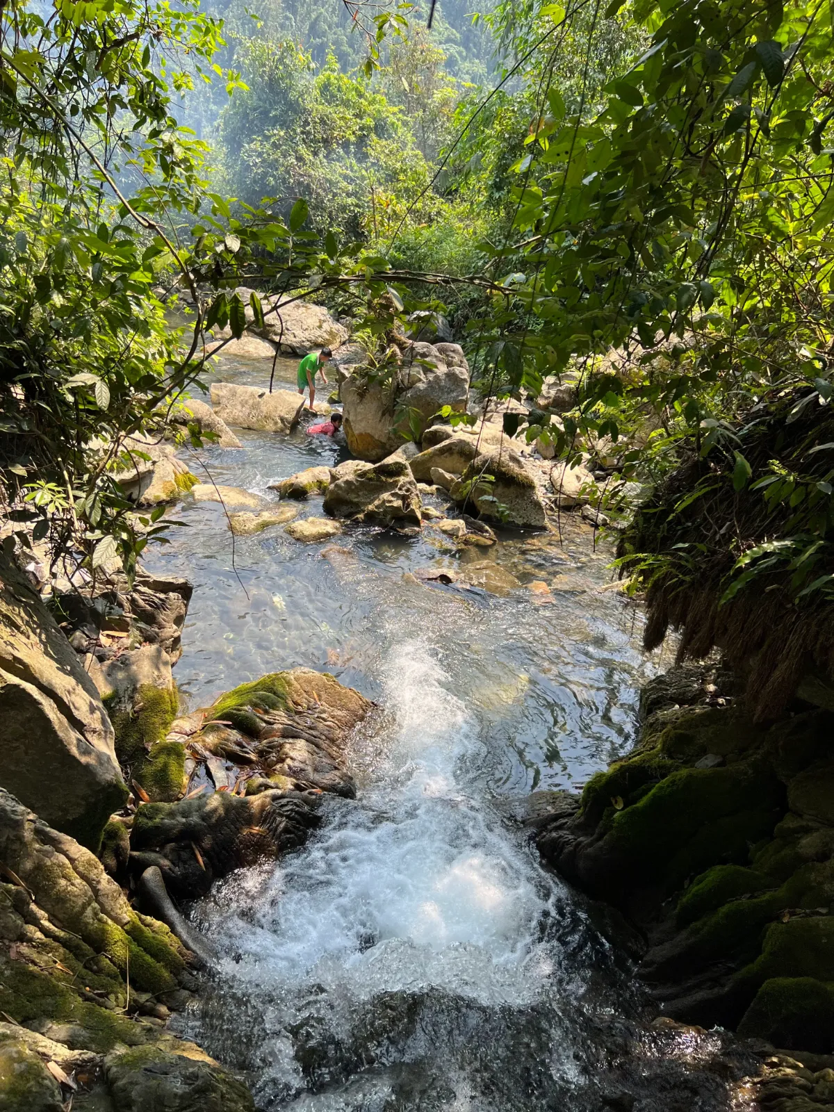 Suối bó Hâng - Vân Sơn